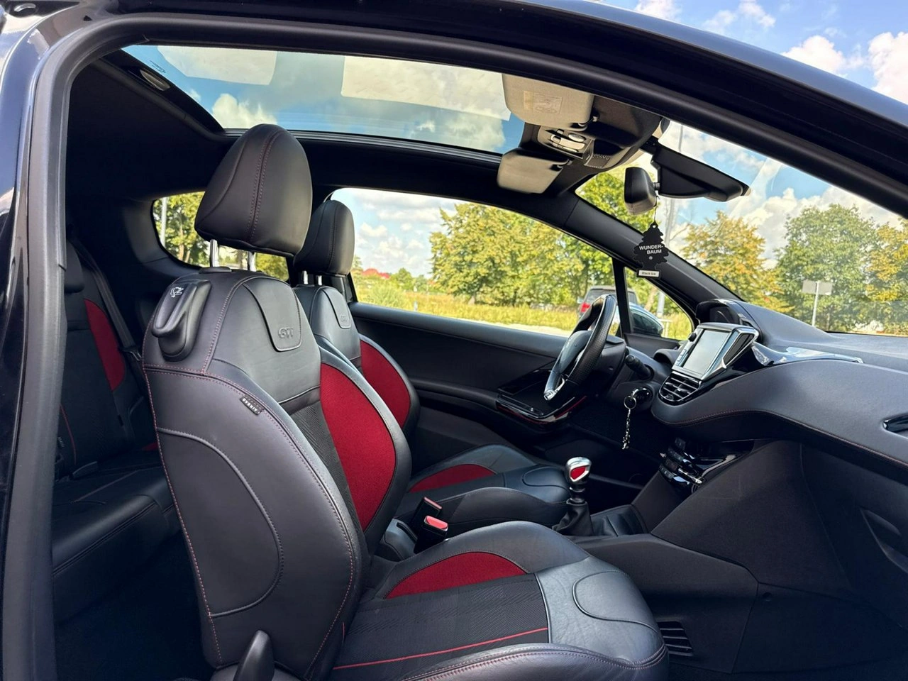 Peugeot 208 - Zdjęcie 20