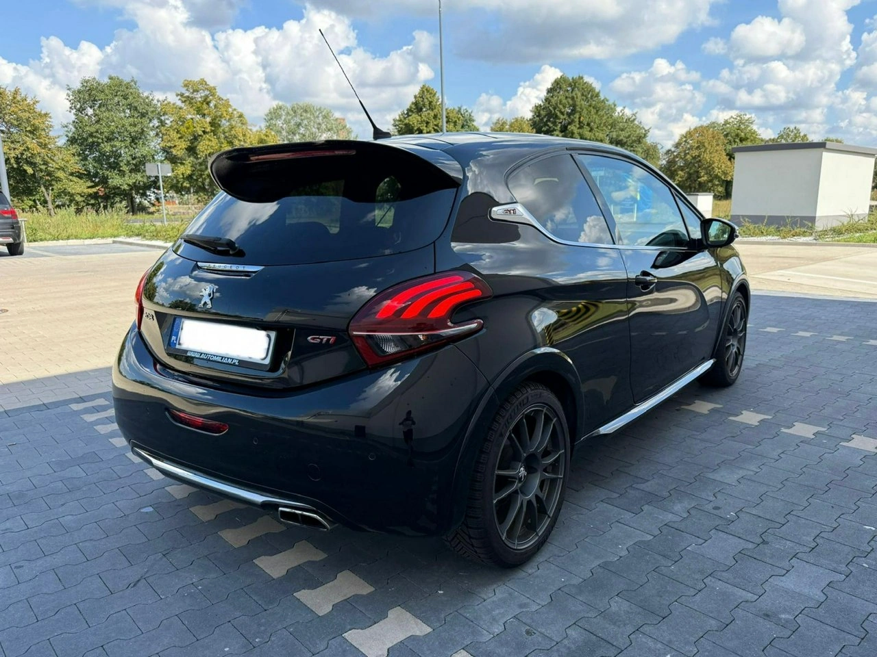 Peugeot 208 - Zdjęcie 3