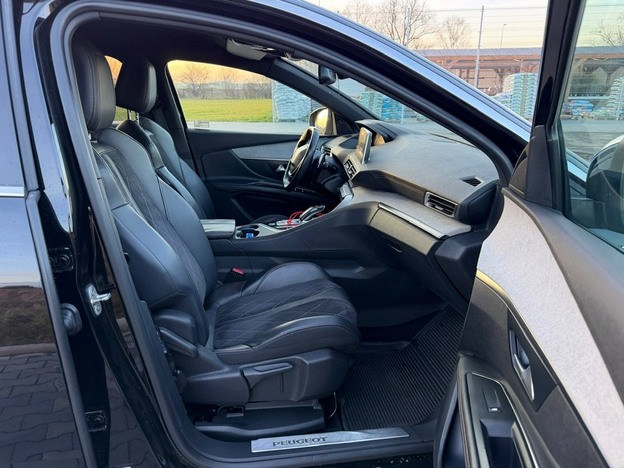 Peugeot 3008 - Zdjęcie 21