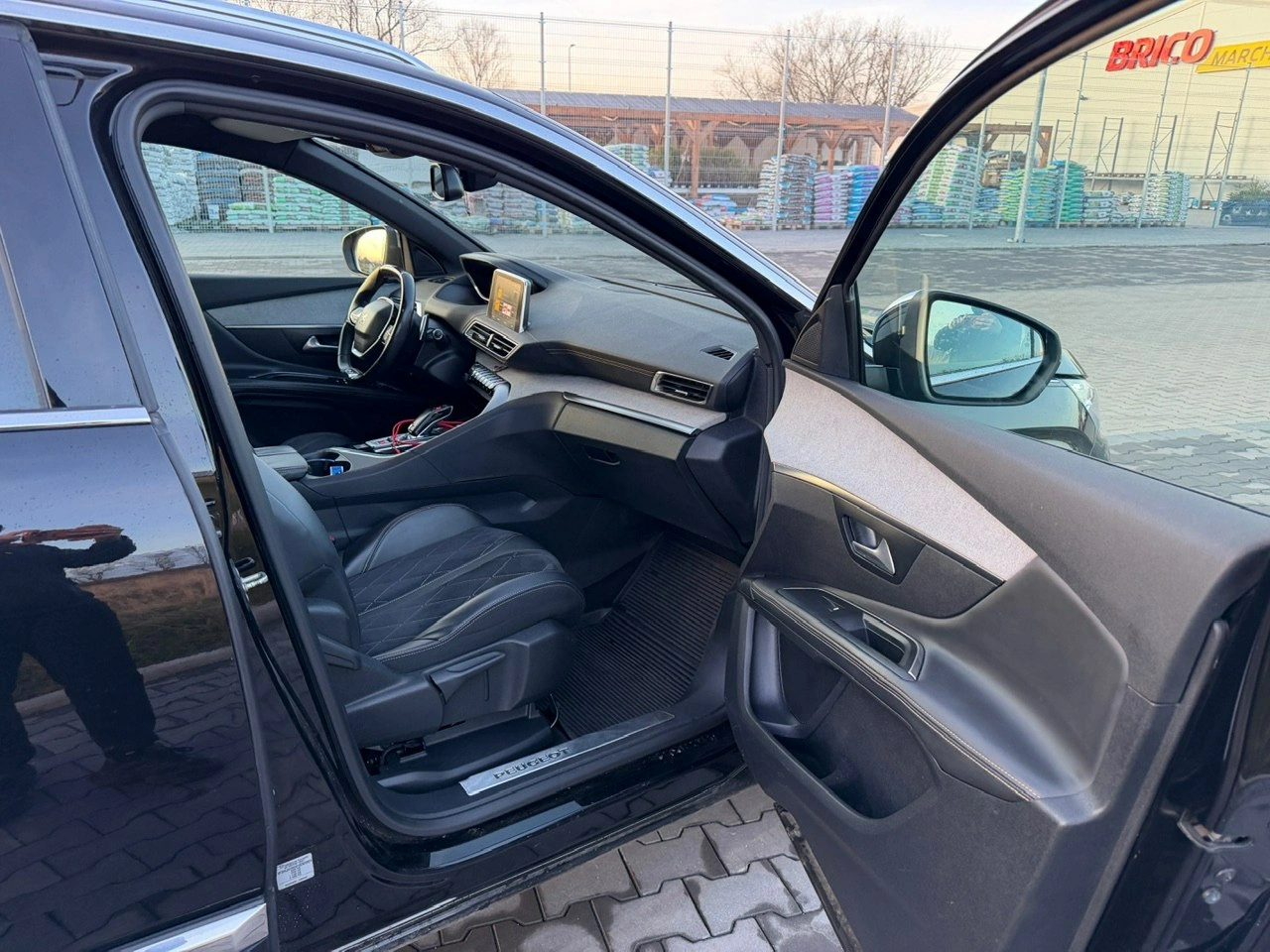 Peugeot 3008 - Zdjęcie 27