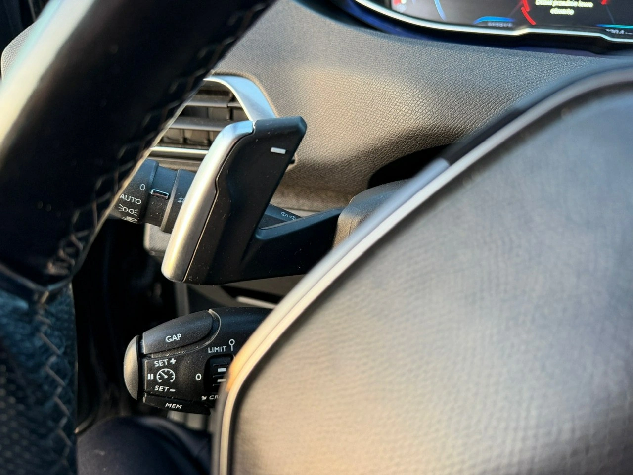 Peugeot 3008 - Zdjęcie 35