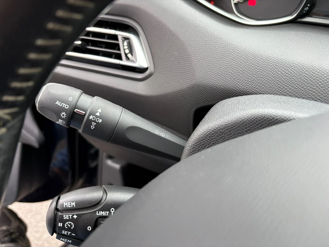 Peugeot 308 - Zdjęcie 17