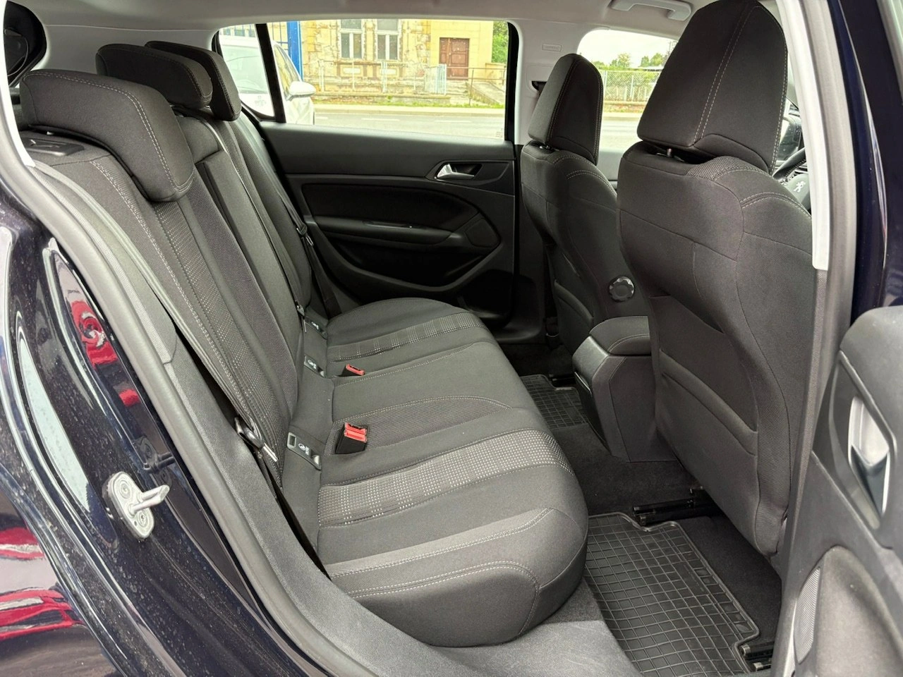 Peugeot 308 - Zdjęcie 31