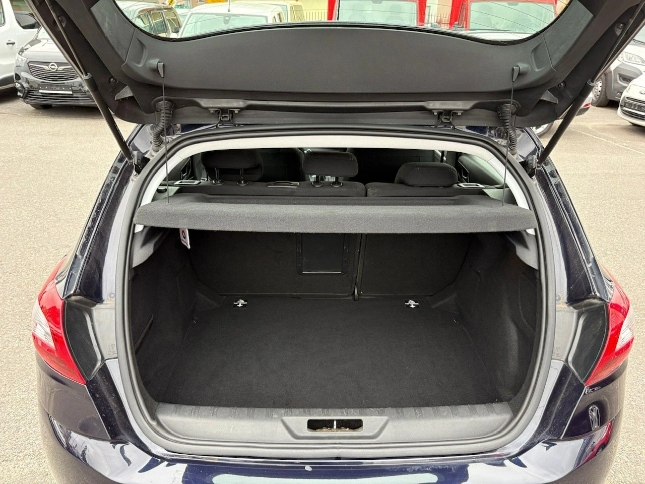 Peugeot 308 - Zdjęcie 31