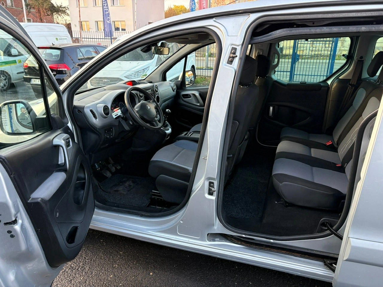 Peugeot Partner - Zdjęcie 14