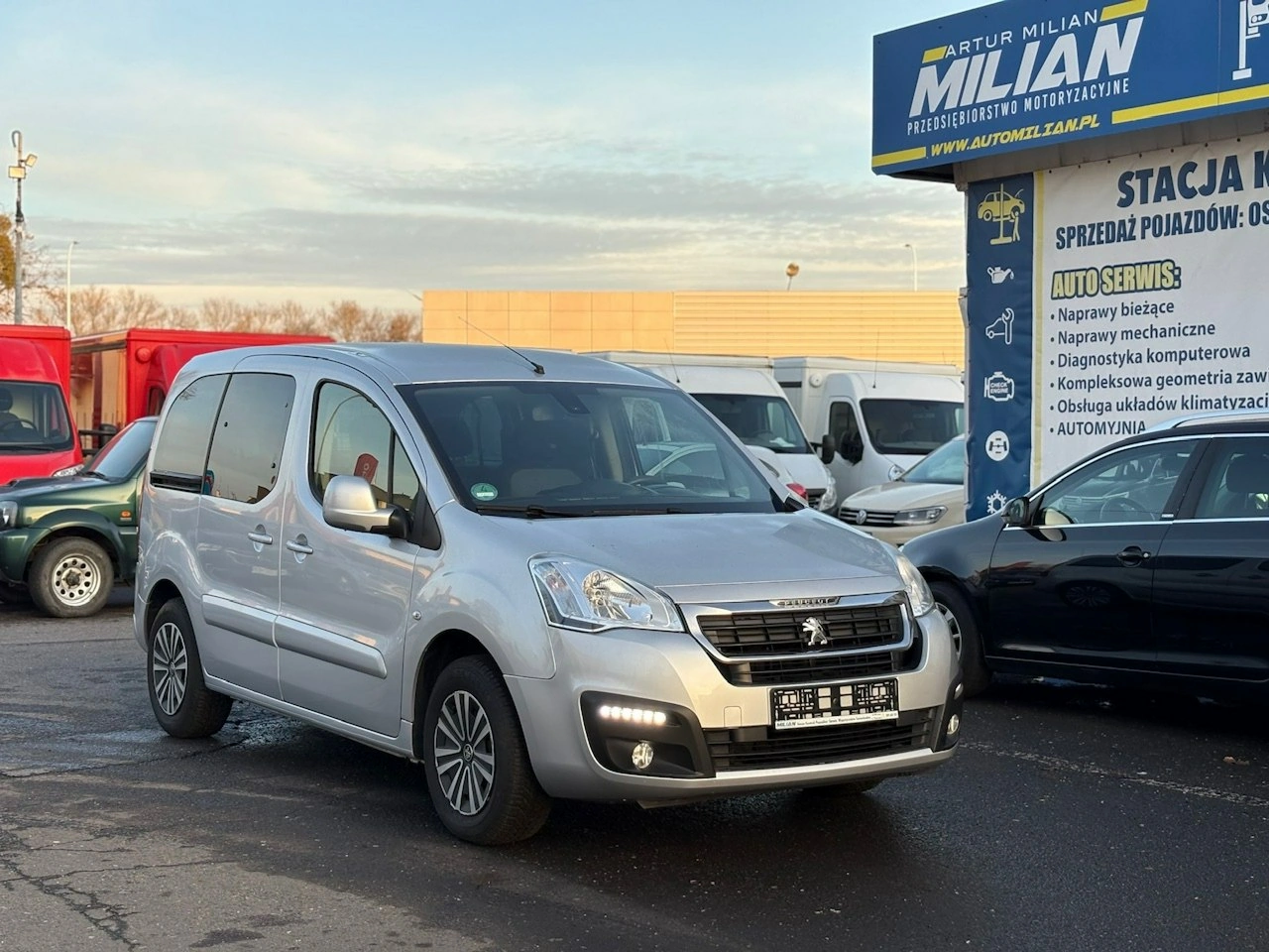 Peugeot Partner - Zdjęcie 11