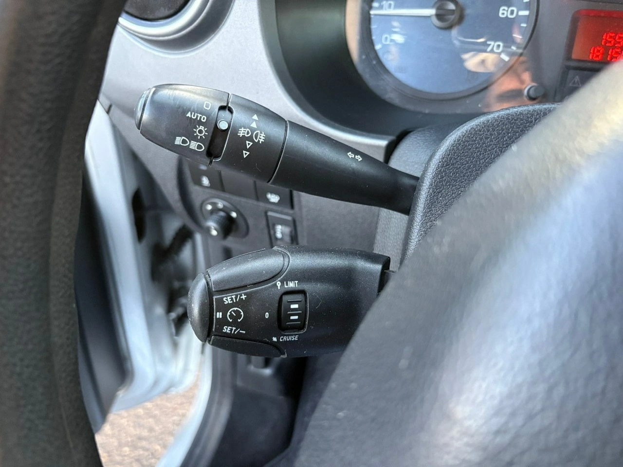 Peugeot Partner - Zdjęcie 19