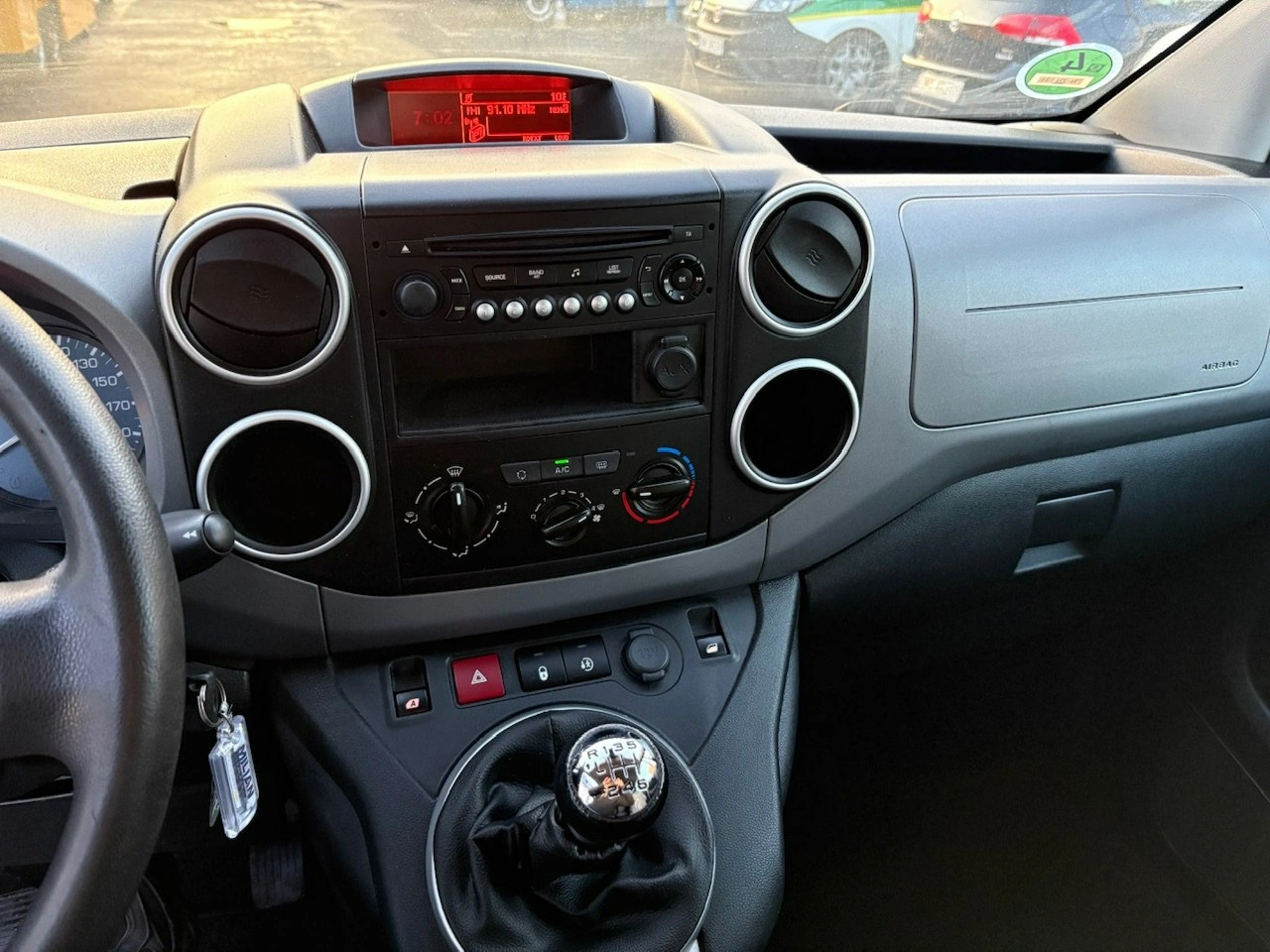 Peugeot Partner - Zdjęcie 22