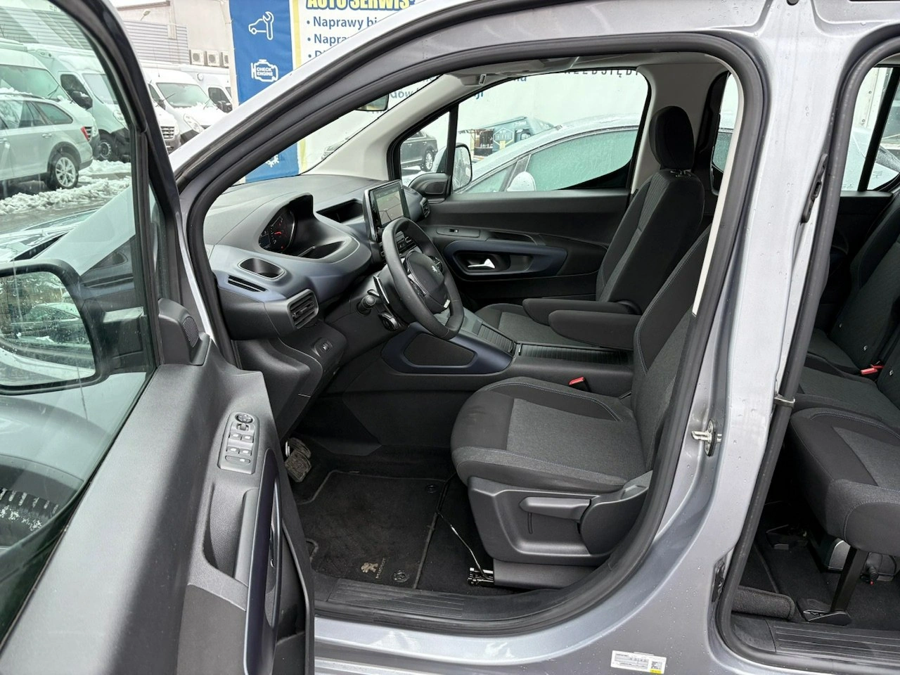 Peugeot Rifter - Zdjęcie 16