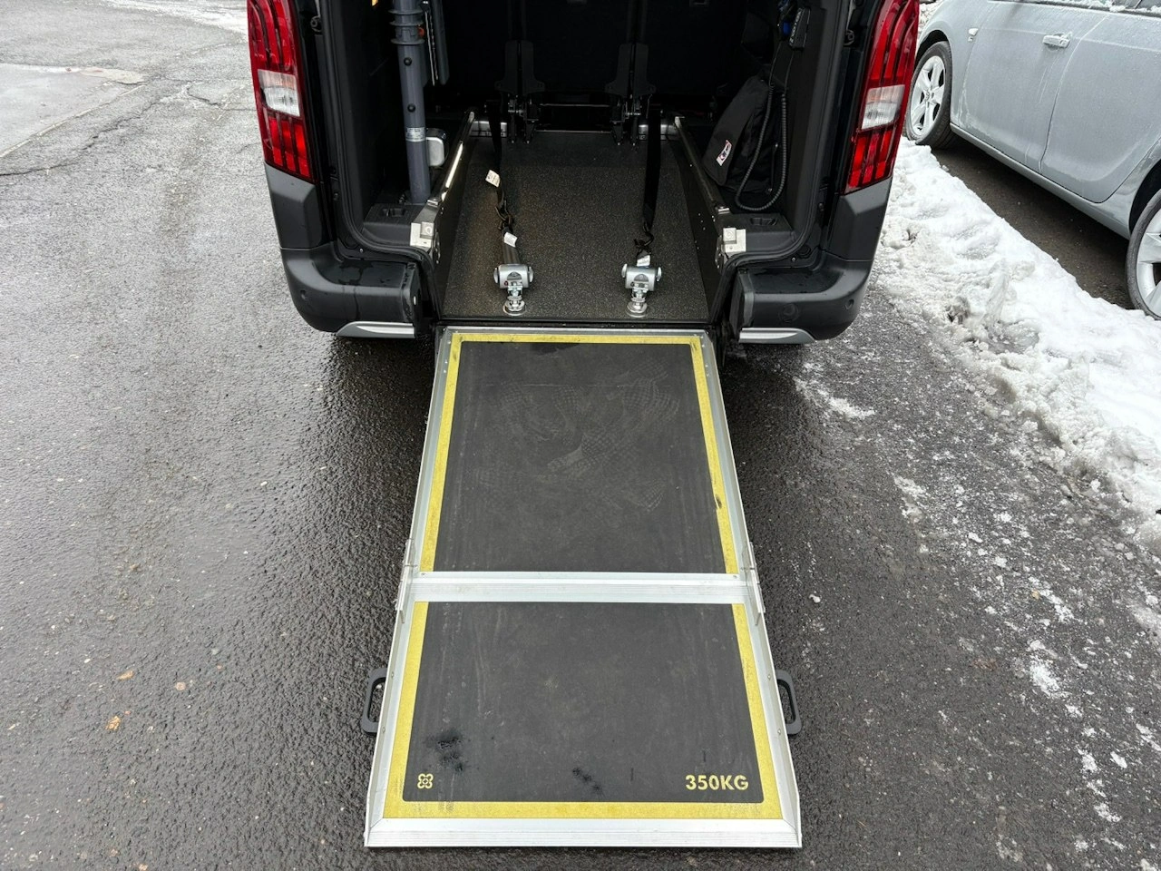 Peugeot Rifter - Zdjęcie 8