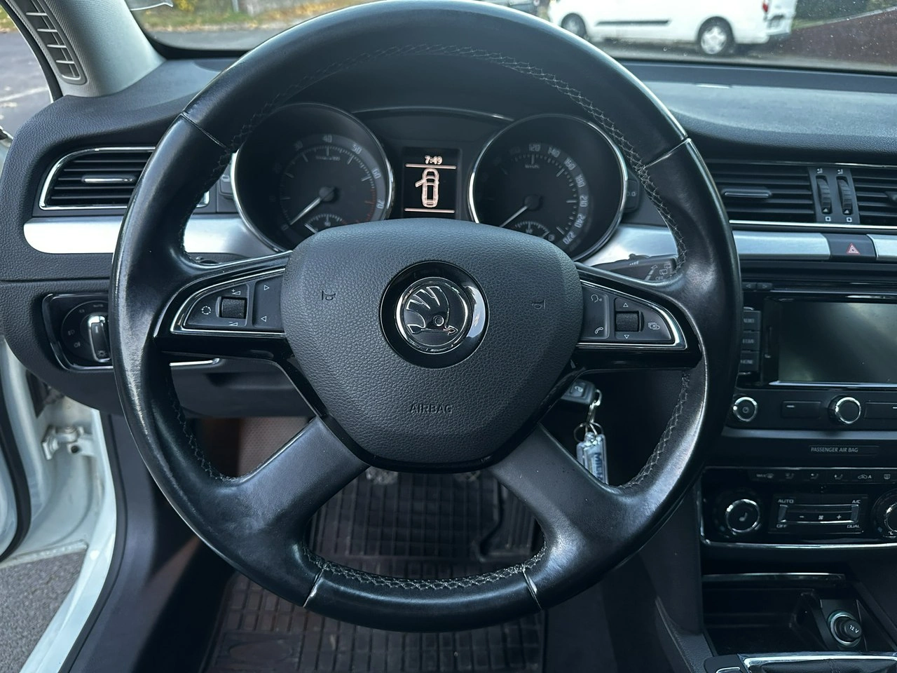 Skoda Superb - Zdjęcie 16