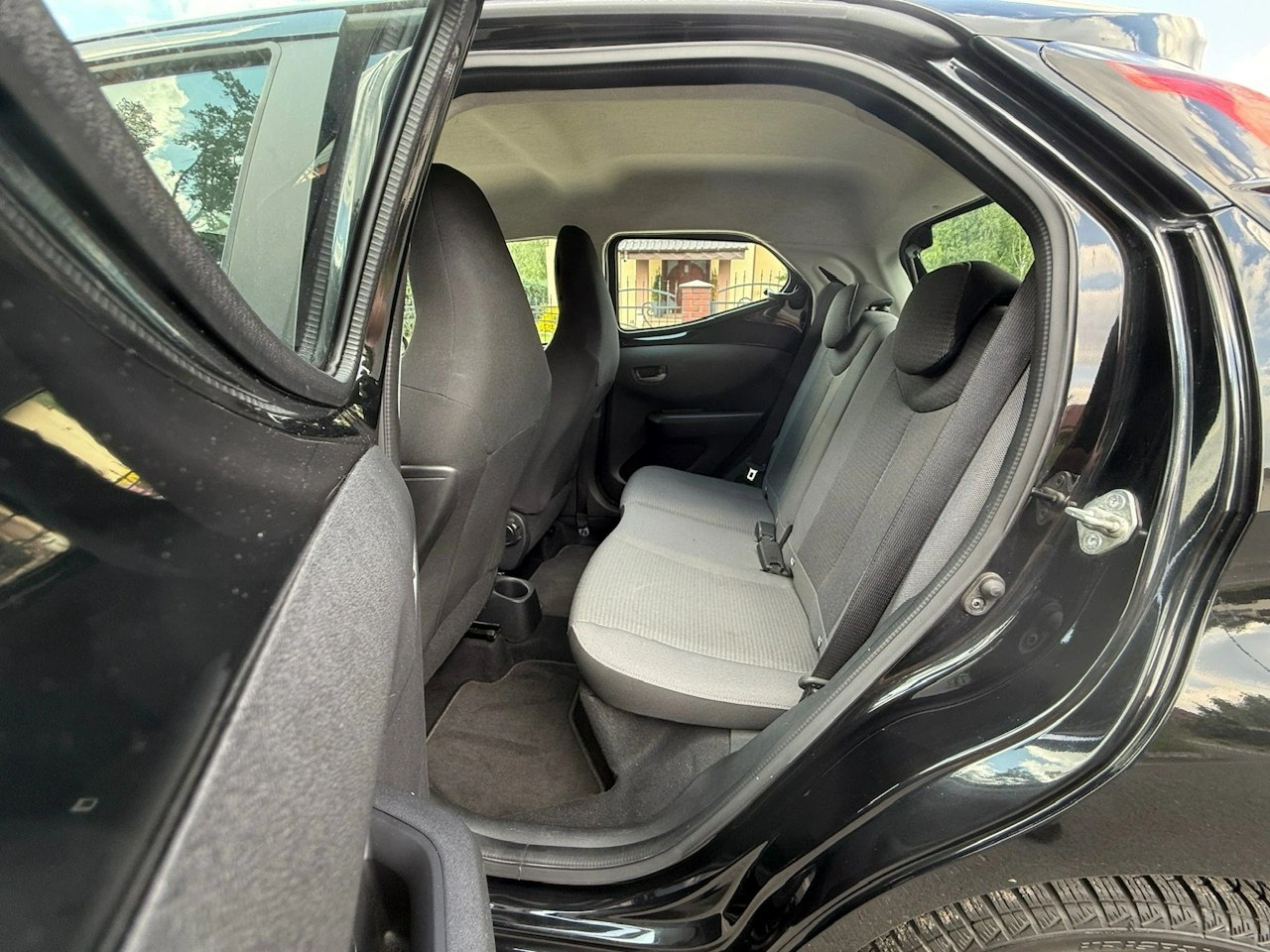 Toyota Aygo - Zdjęcie 14