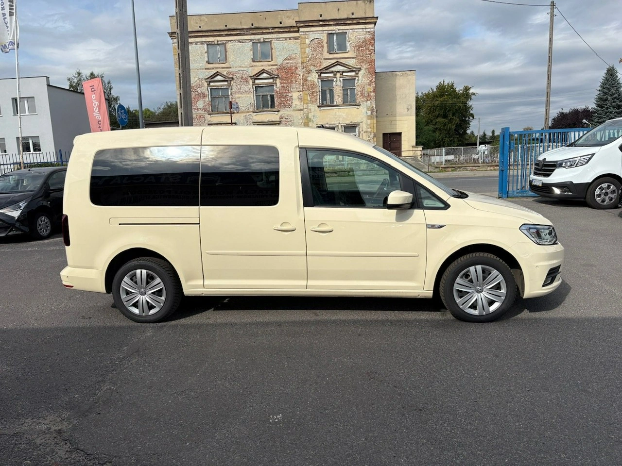 Volkswagen Caddy - Zdjęcie 12