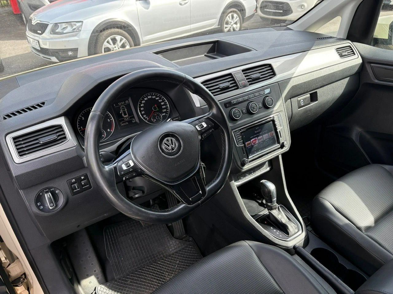 Volkswagen Caddy - Zdjęcie 2