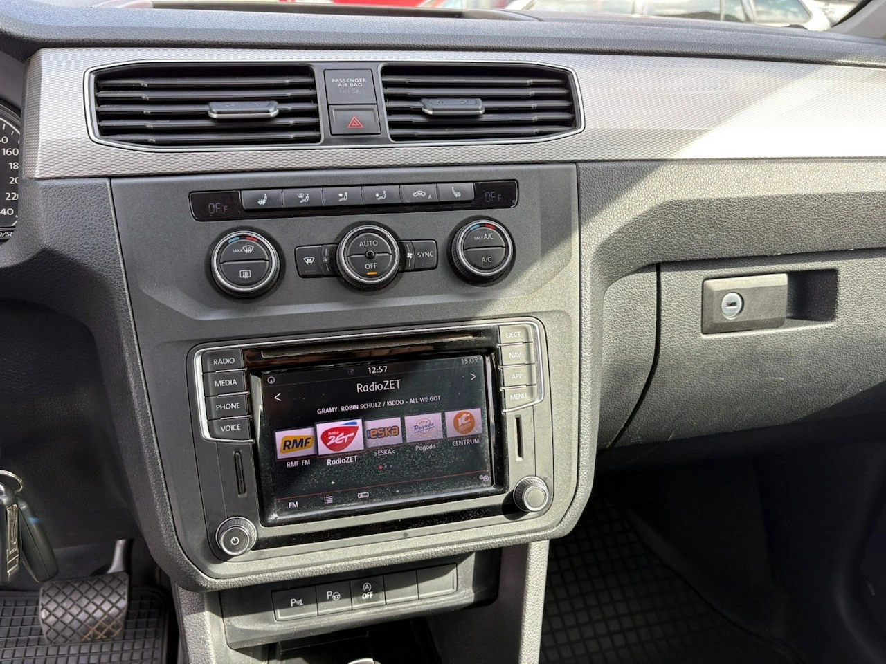 Volkswagen Caddy - Zdjęcie 25