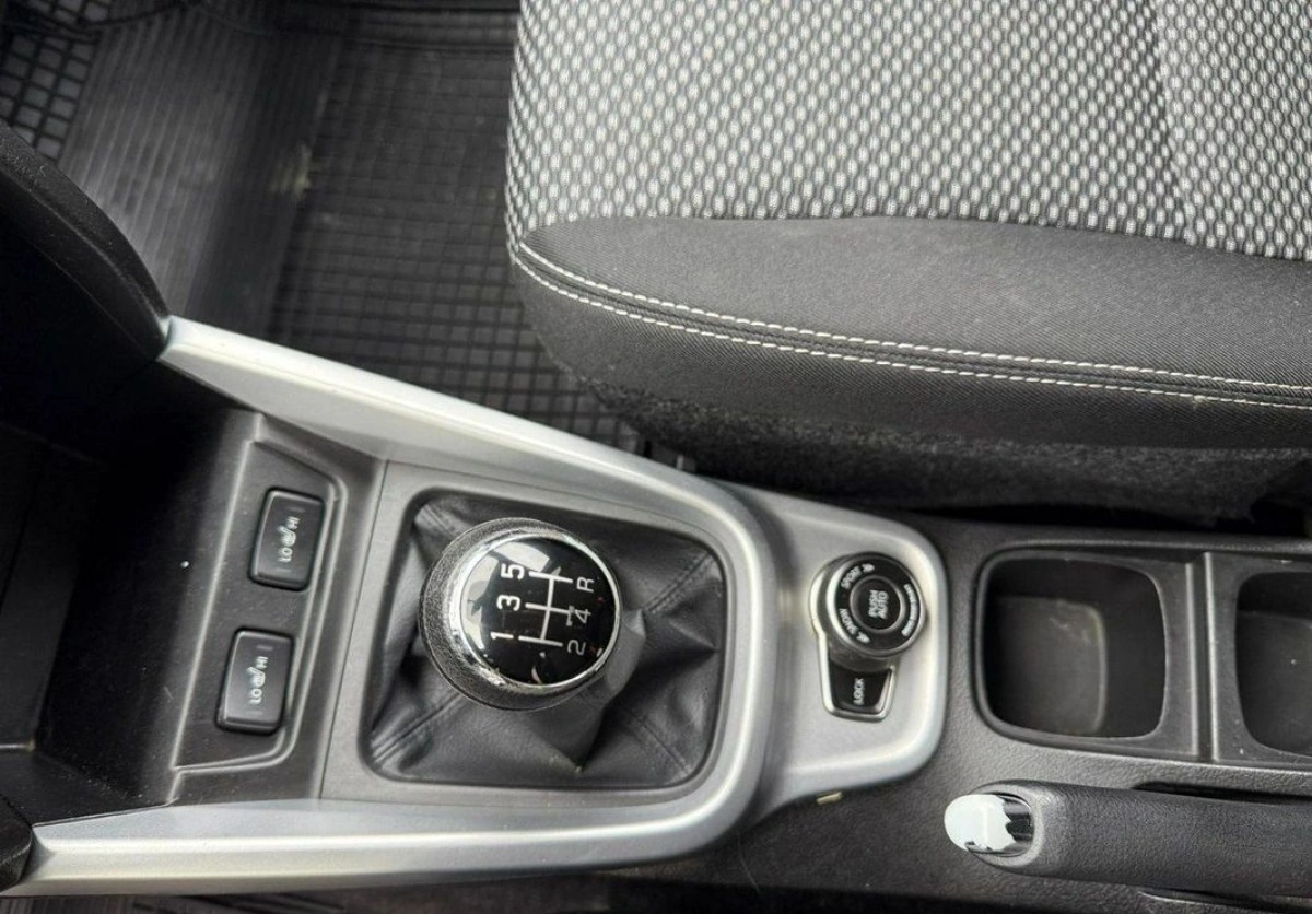 Suzuki Vitara - Zdjęcie 23