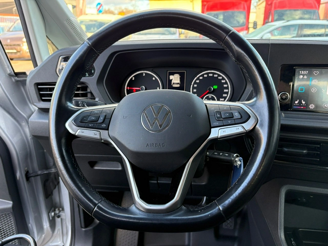 Volkswagen Caddy - Zdjęcie 14