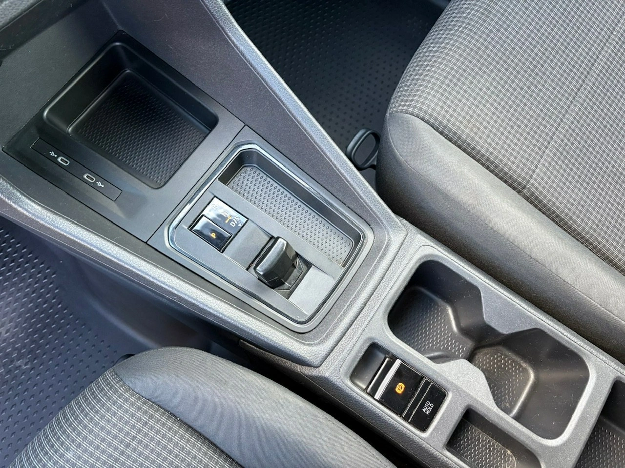 Volkswagen Caddy - Zdjęcie 15