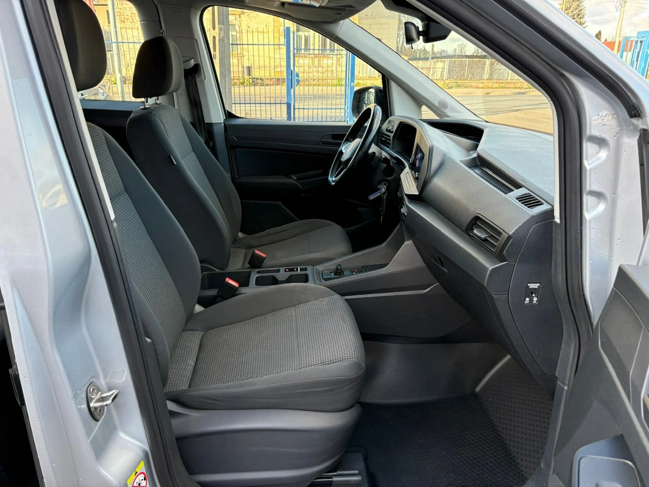 Volkswagen Caddy - Zdjęcie 18