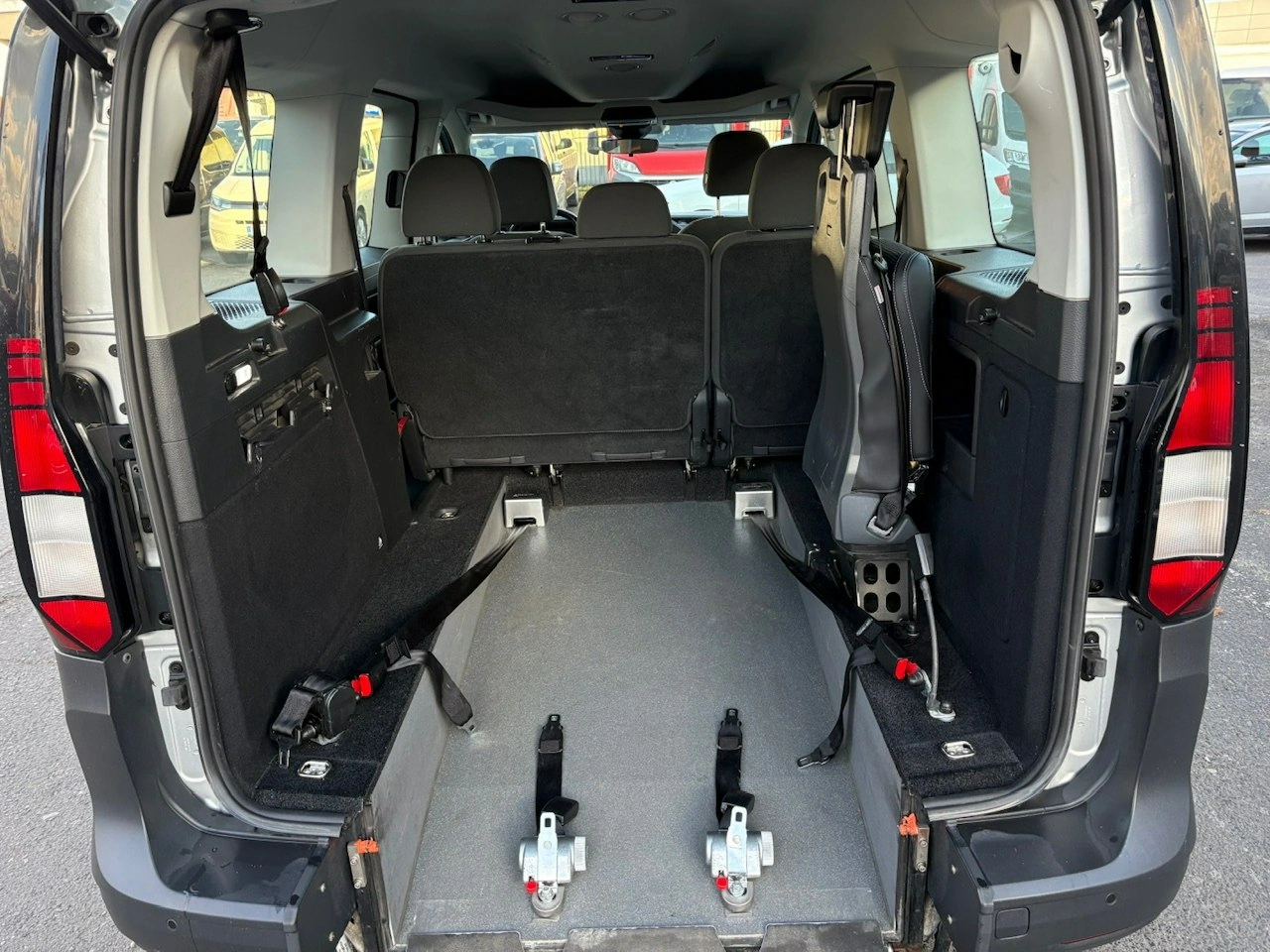 Volkswagen Caddy - Zdjęcie 3