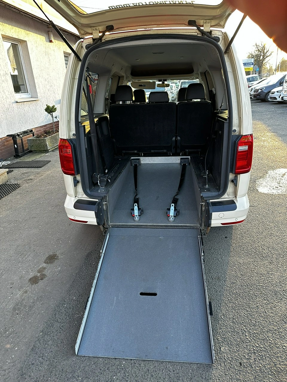 Volkswagen Caddy - Zdjęcie 6