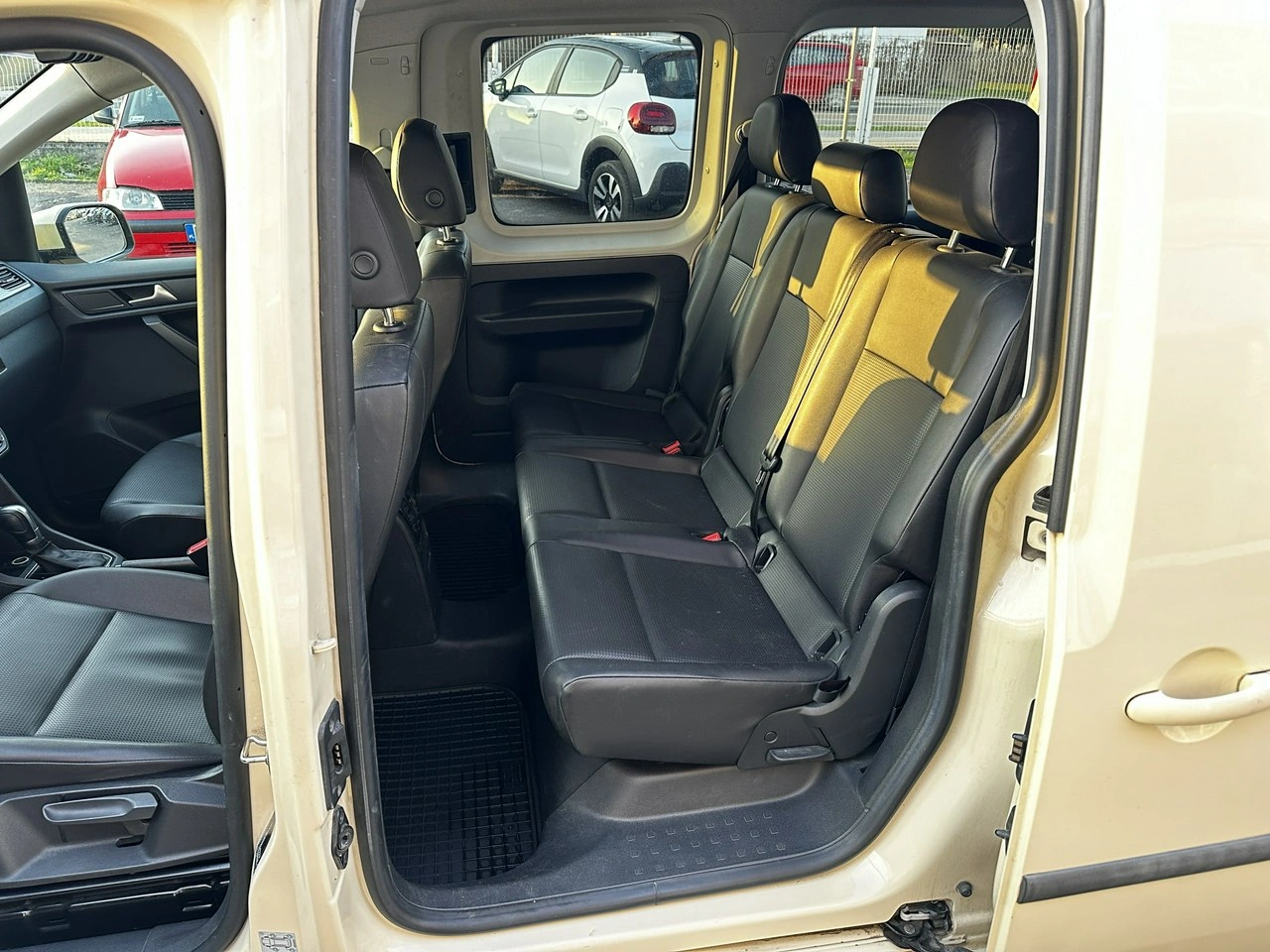 Volkswagen Caddy - Zdjęcie 16