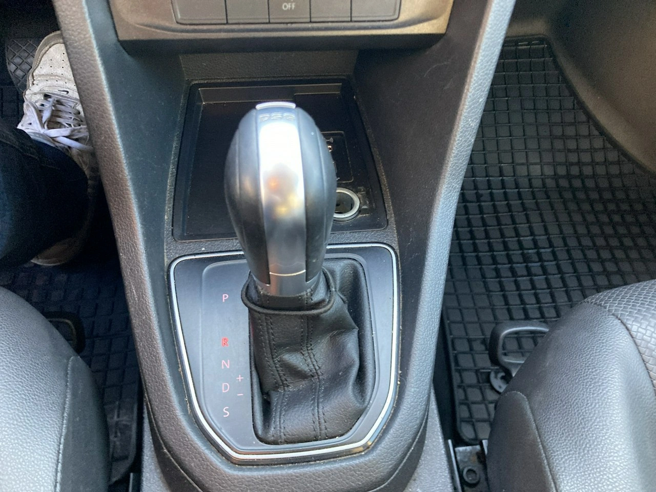 Volkswagen Caddy - Zdjęcie 24