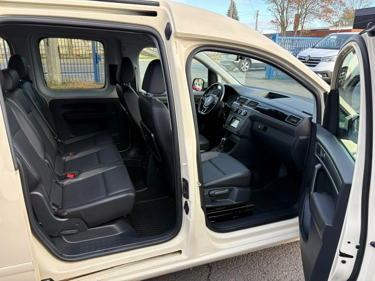 Volkswagen Caddy - Zdjęcie 16