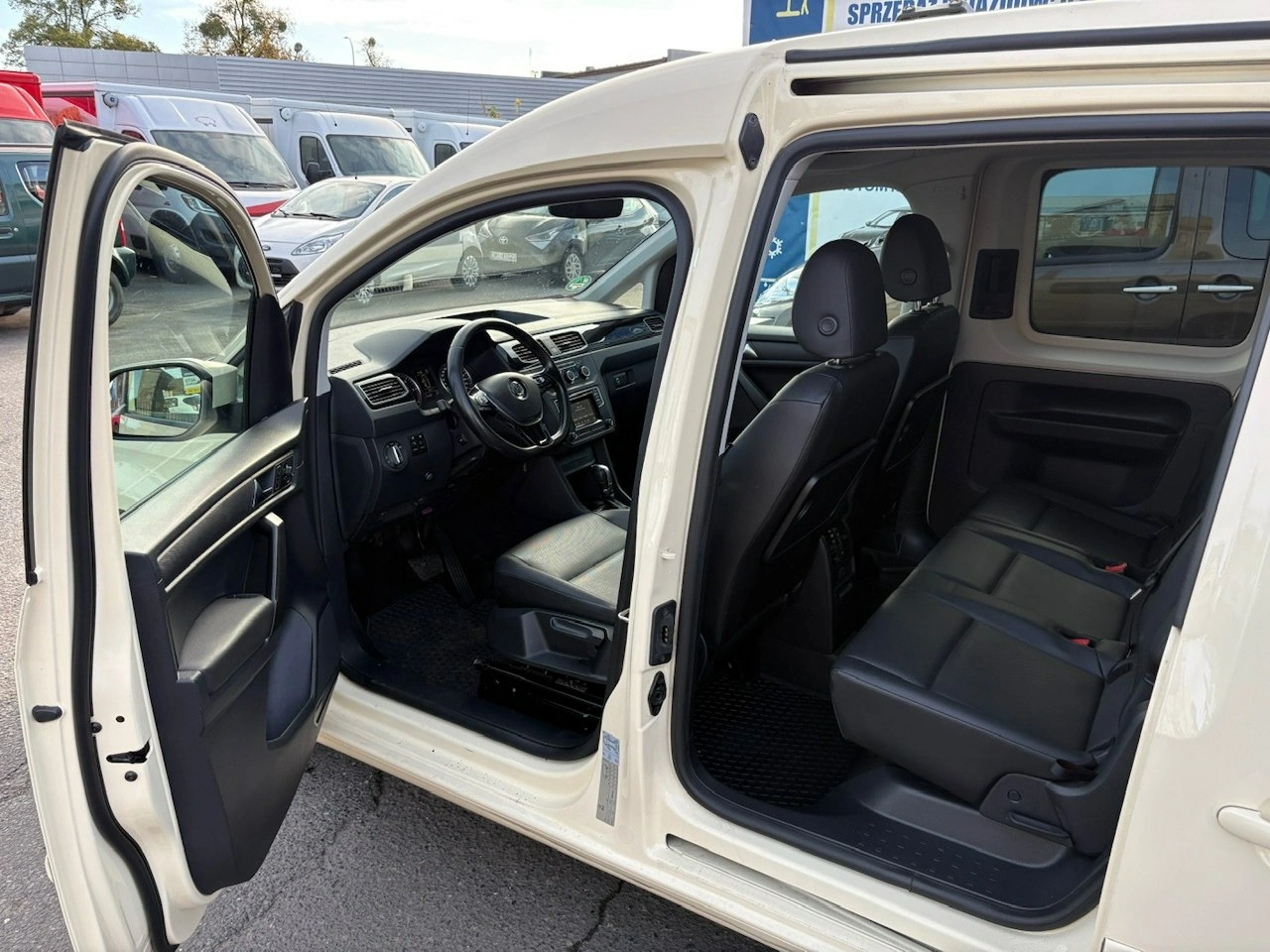 Volkswagen Caddy - Zdjęcie 19