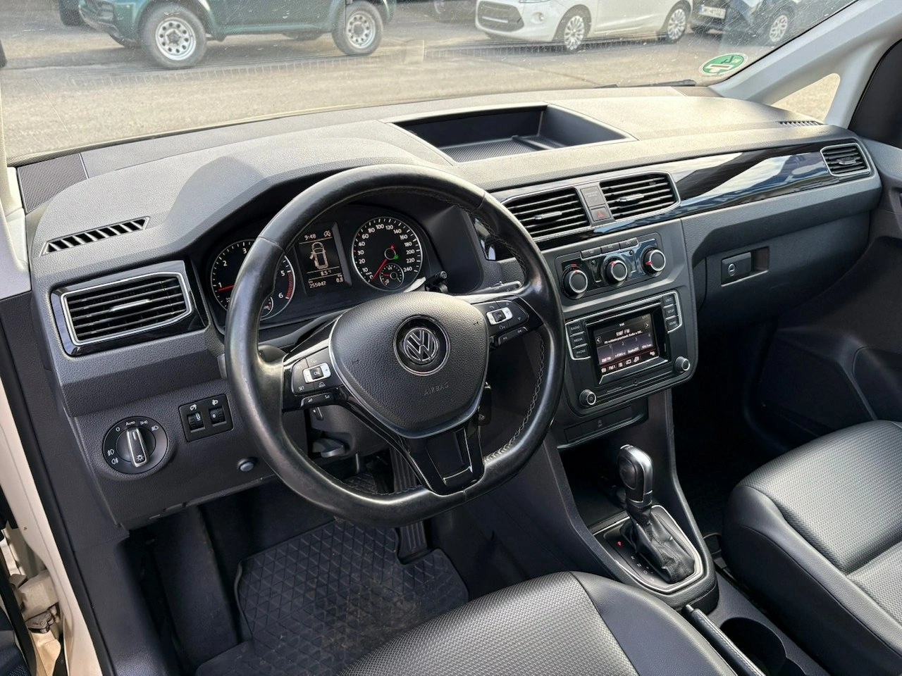 Volkswagen Caddy - Zdjęcie 22