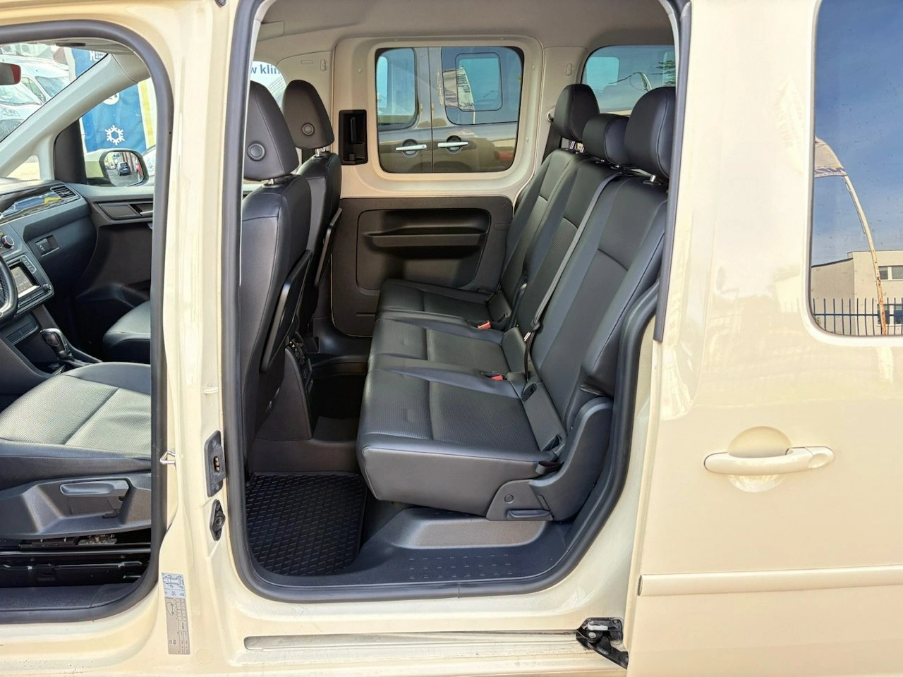 Volkswagen Caddy - Zdjęcie 27