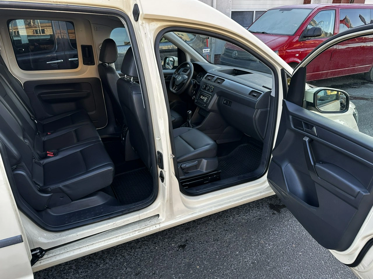 Volkswagen Caddy - Zdjęcie 25