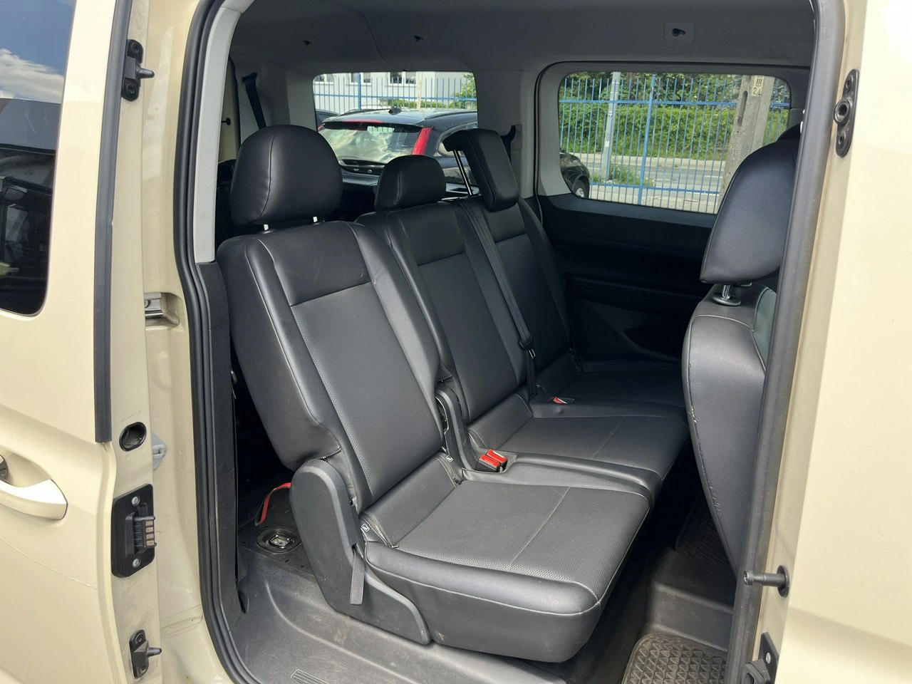 Volkswagen Caddy - Zdjęcie 25