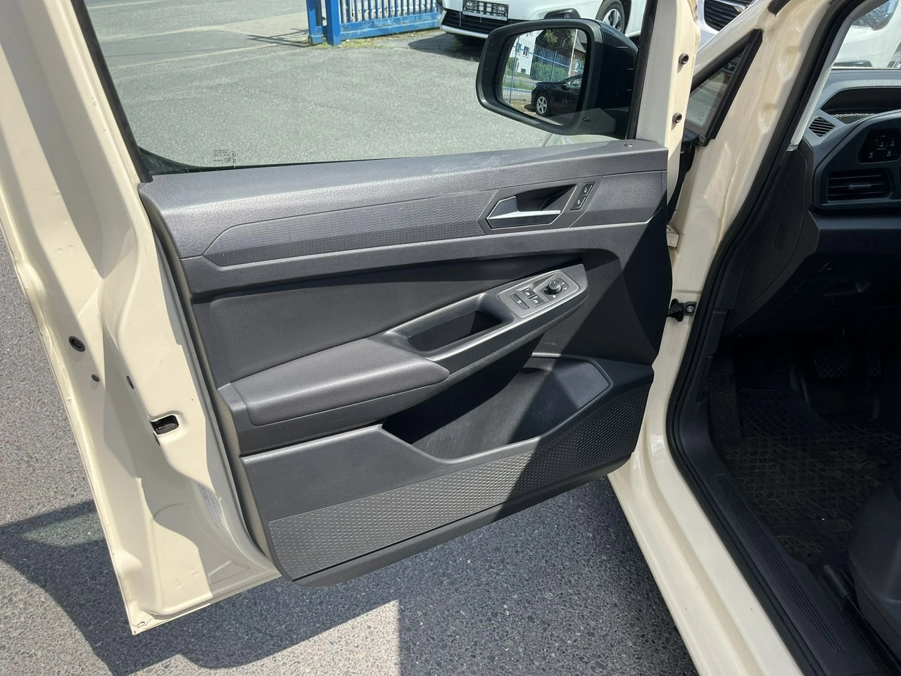 Volkswagen Caddy - Zdjęcie 9
