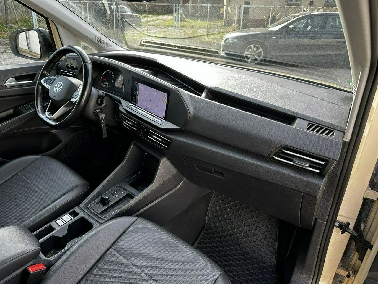 Volkswagen Caddy - Zdjęcie 23