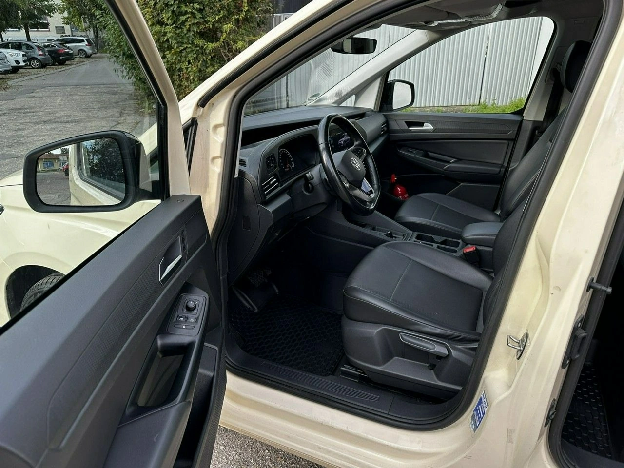 Volkswagen Caddy - Zdjęcie 9