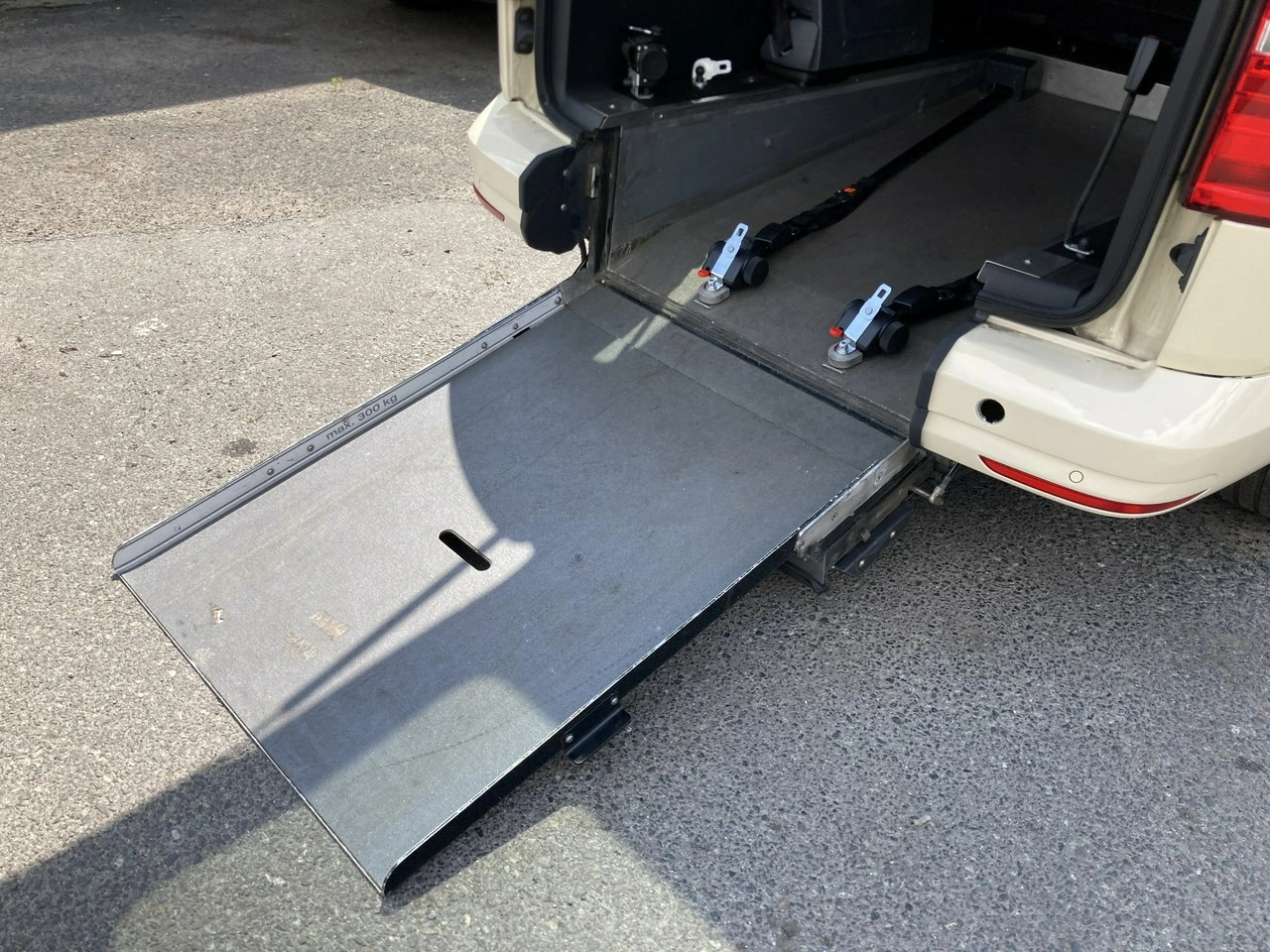 Volkswagen Caddy - Zdjęcie 18