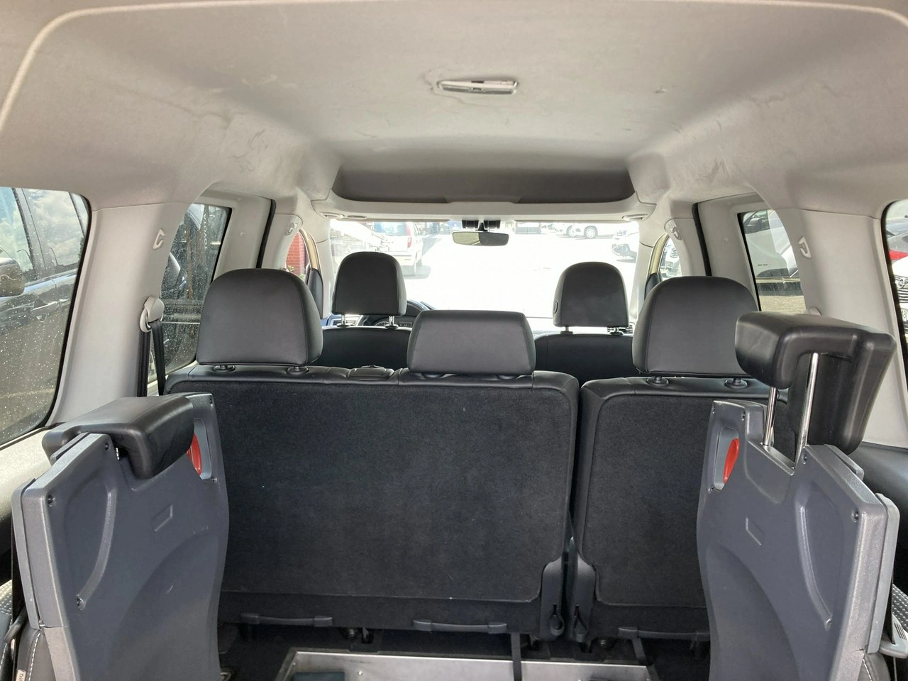 Volkswagen Caddy - Zdjęcie 22