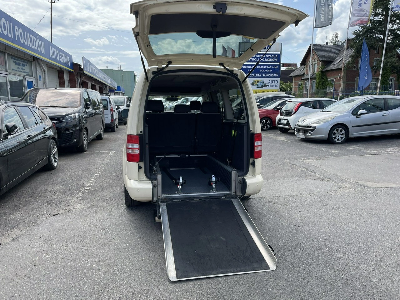 Volkswagen Caddy - Zdjęcie 2