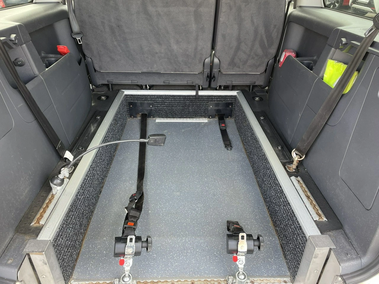 Volkswagen Caddy - Zdjęcie 7