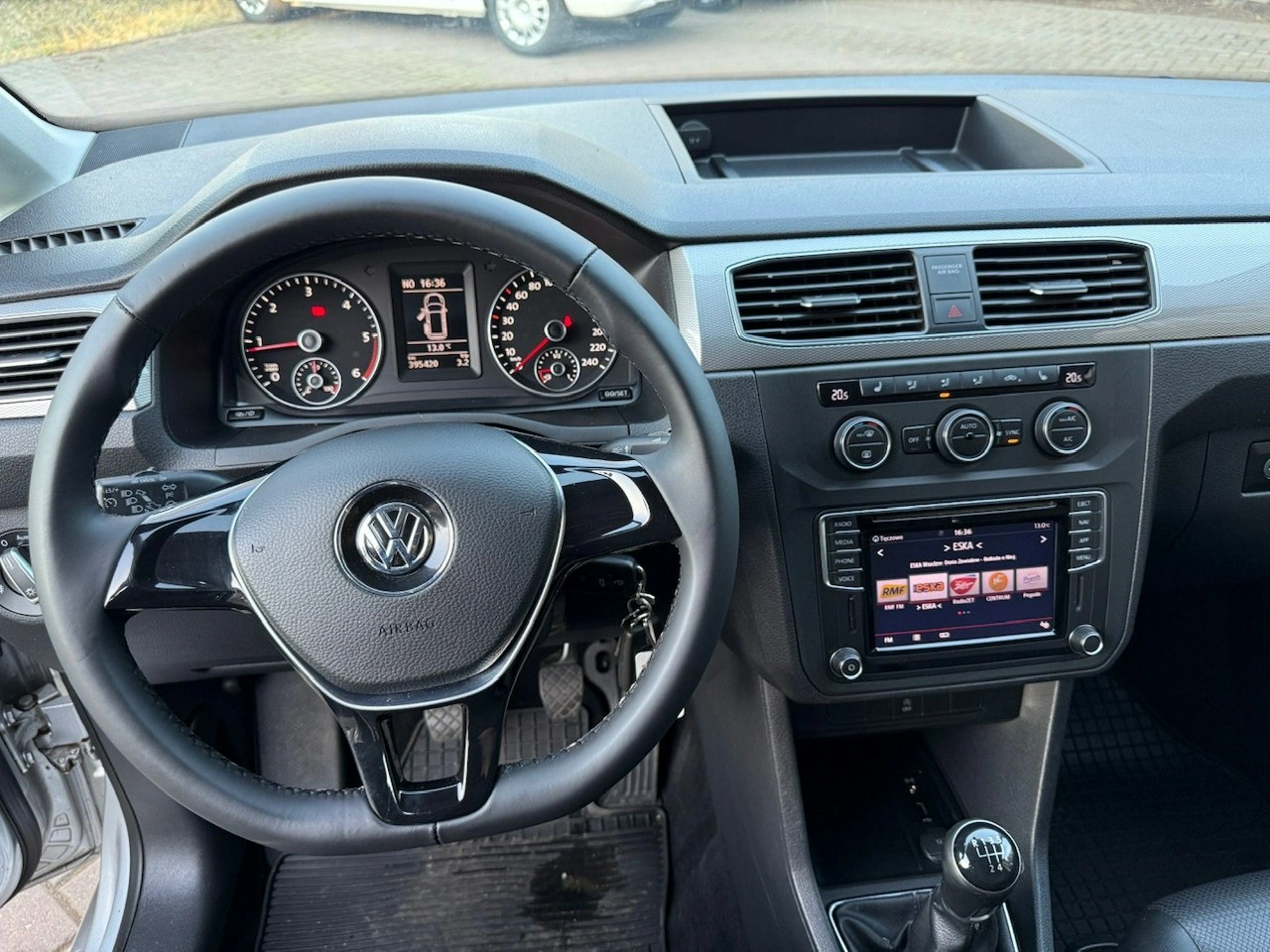 Volkswagen Caddy - Zdjęcie 14