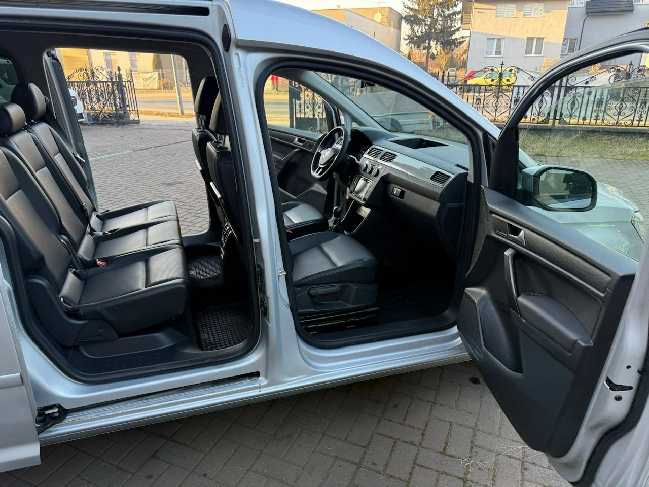 Volkswagen Caddy - Zdjęcie 22