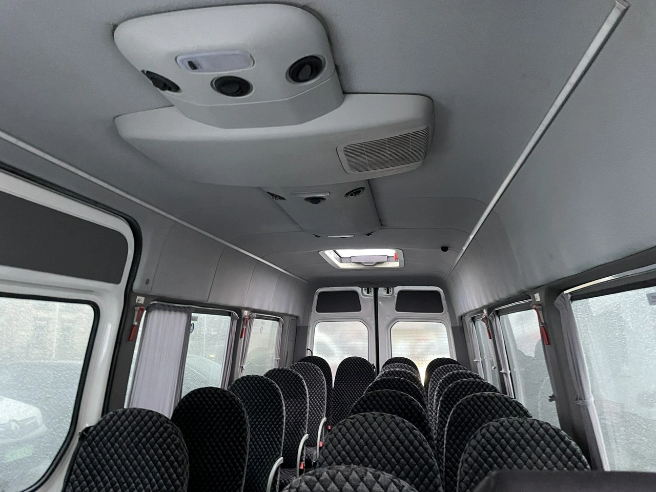 Volkswagen Crafter - Zdjęcie 18