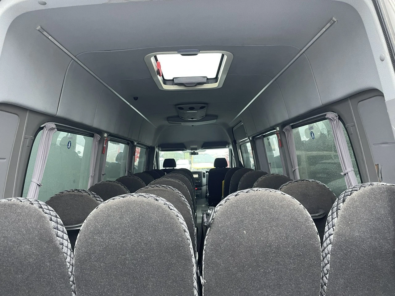 Volkswagen Crafter - Zdjęcie 21