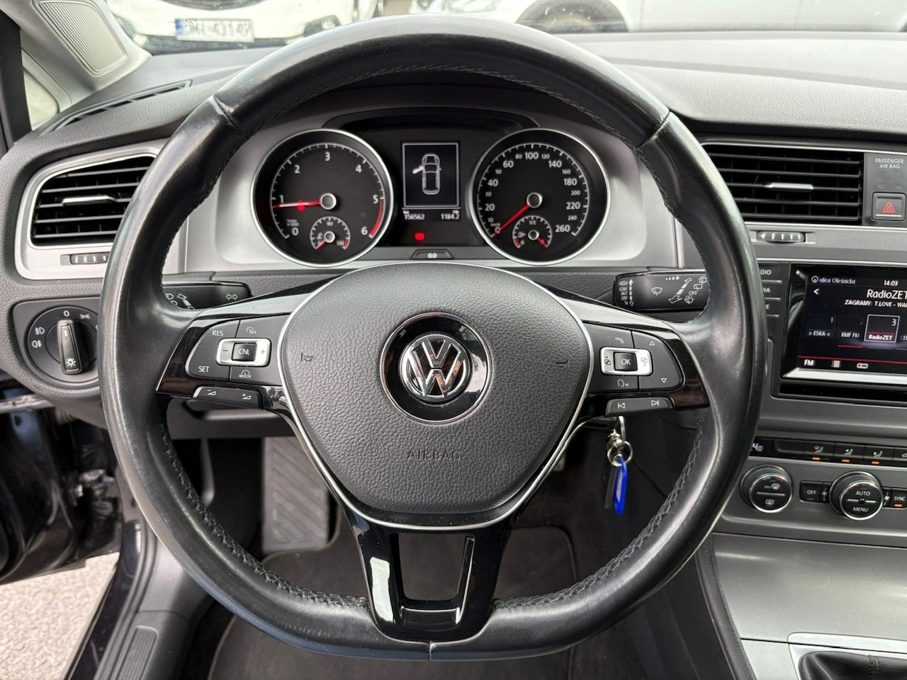 Volkswagen Golf - Zdjęcie 16