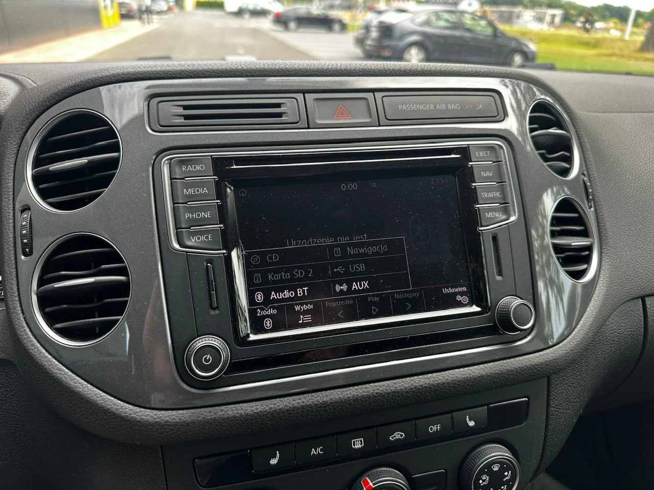 Volkswagen Tiguan - Zdjęcie 21