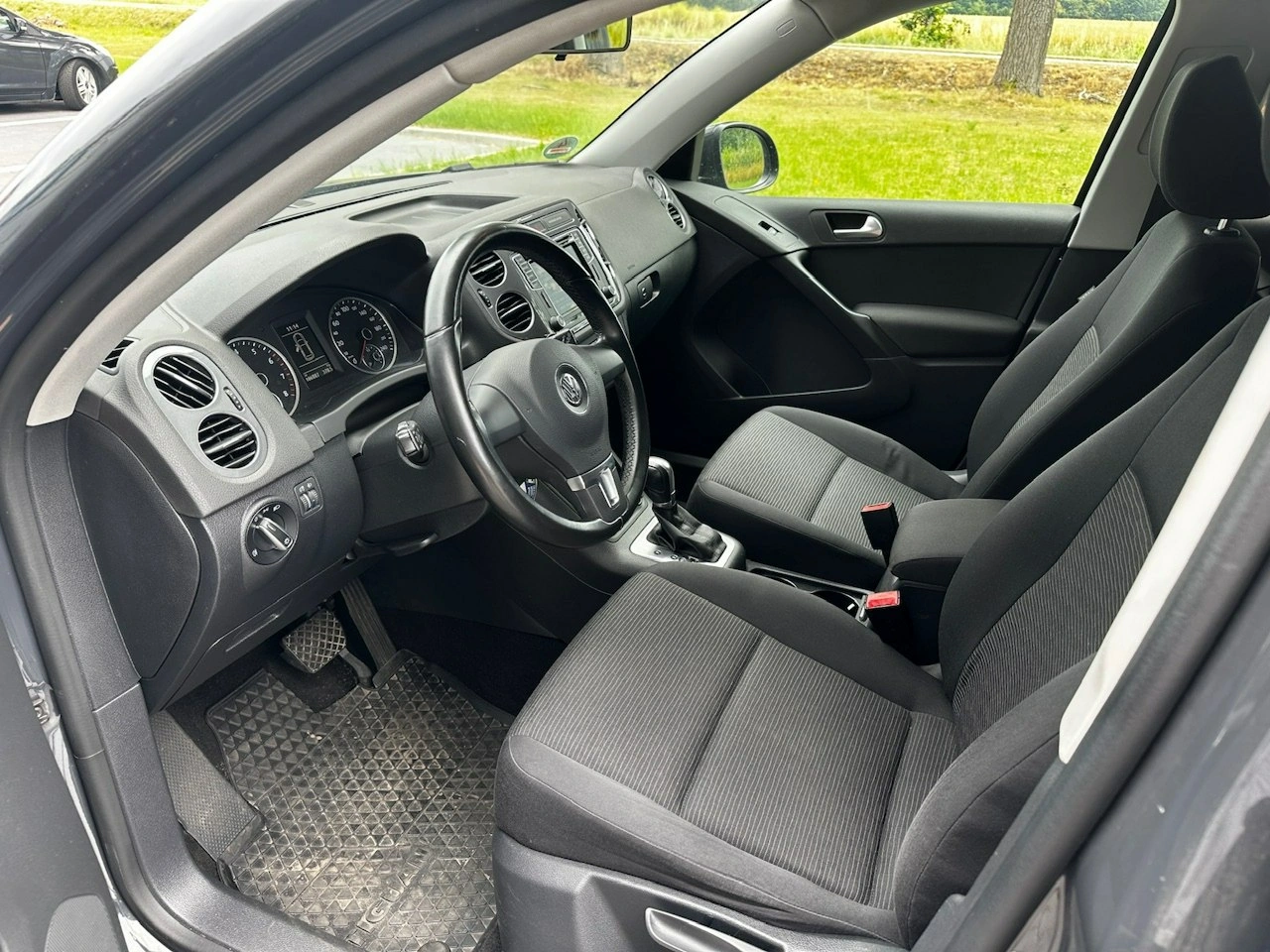 Volkswagen Tiguan - Zdjęcie 6