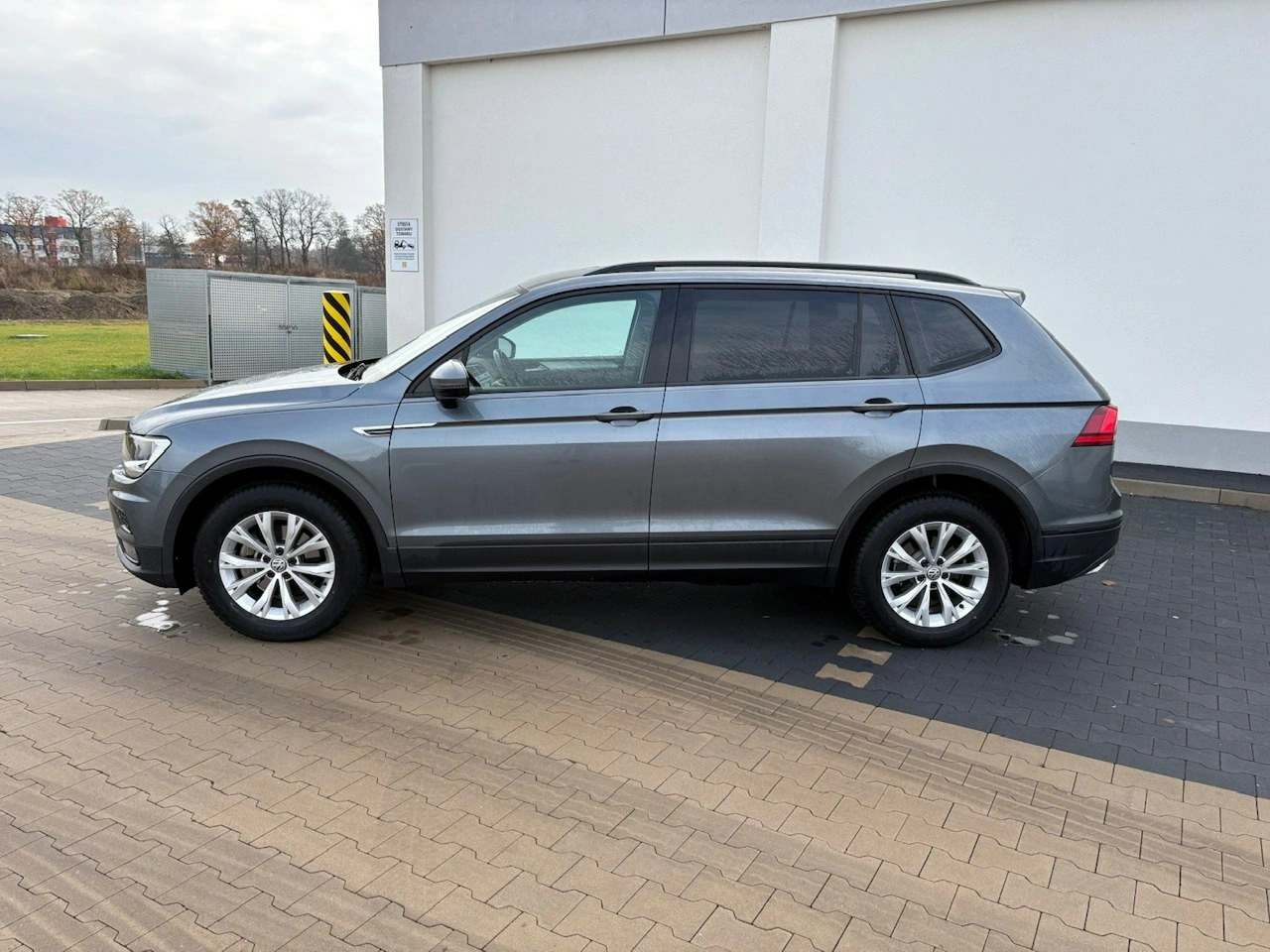 Volkswagen Tiguan Allspace - Zdjęcie 3
