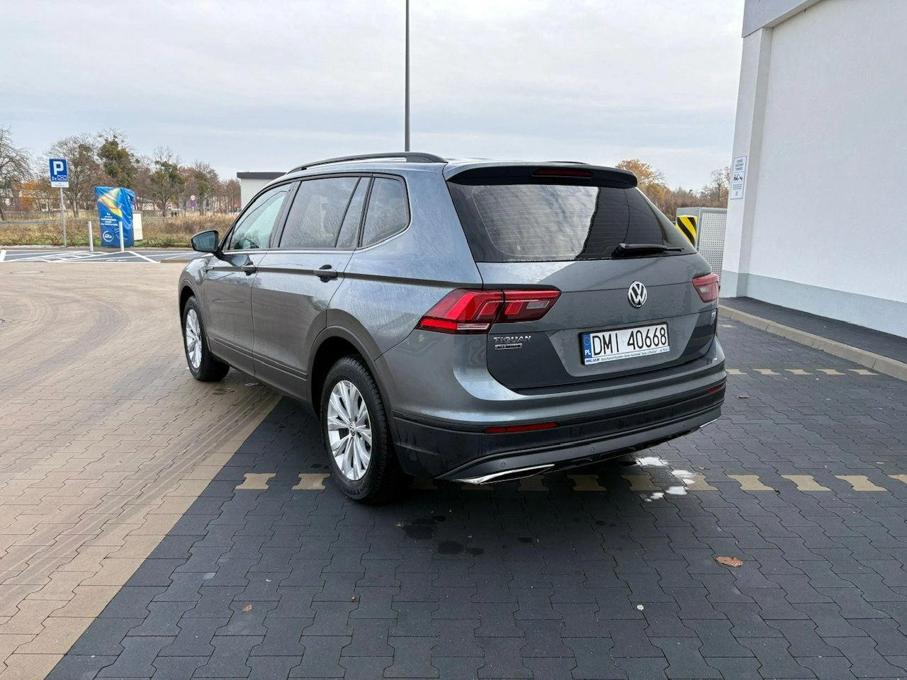 Volkswagen Tiguan Allspace - Zdjęcie 3