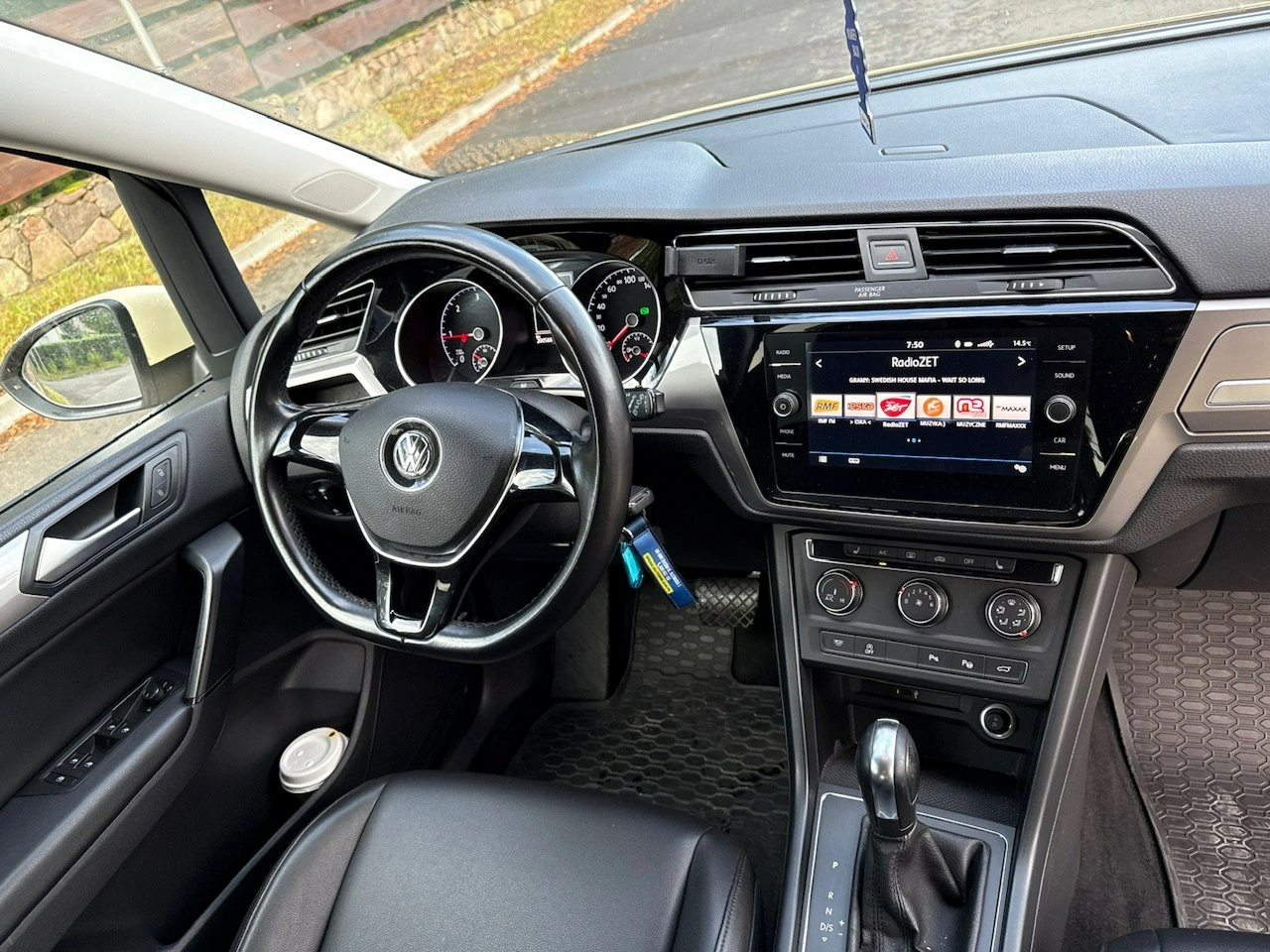 Volkswagen Touran - Zdjęcie 9